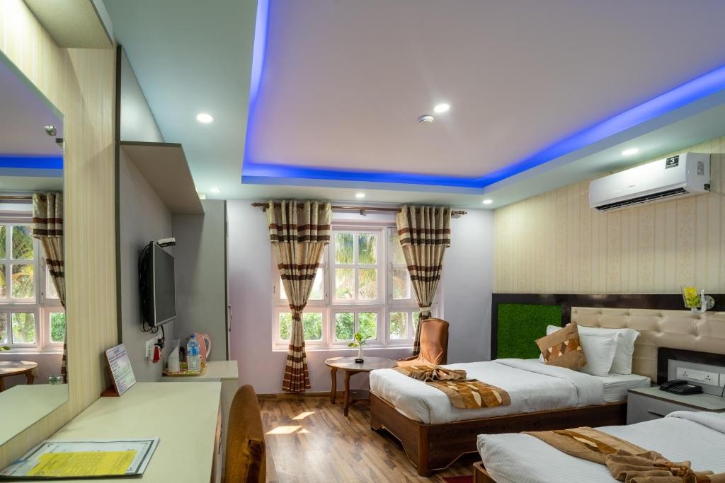 Double Bed -1 or Single Bed 2